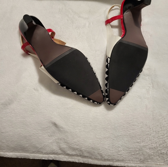 (NEW) Slang back 2 inch heels 👠 - Picture 4 of 5